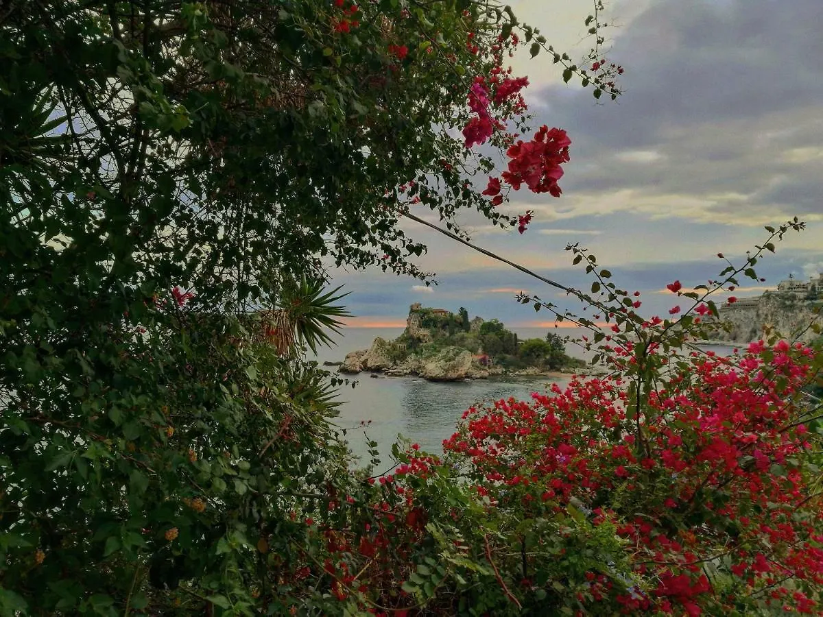 Vila Relax House Giardini Naxos 0*,